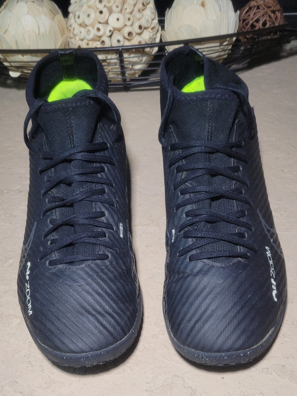 Size 7 Nike Air Zoom Mercurial Black Indoor Soccer Youth Shoes DJ5627-001